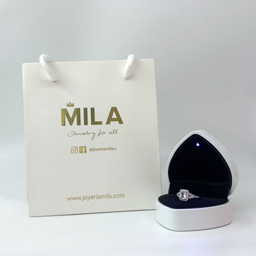 Caja de anillo en corazón (Premium) - Blanco