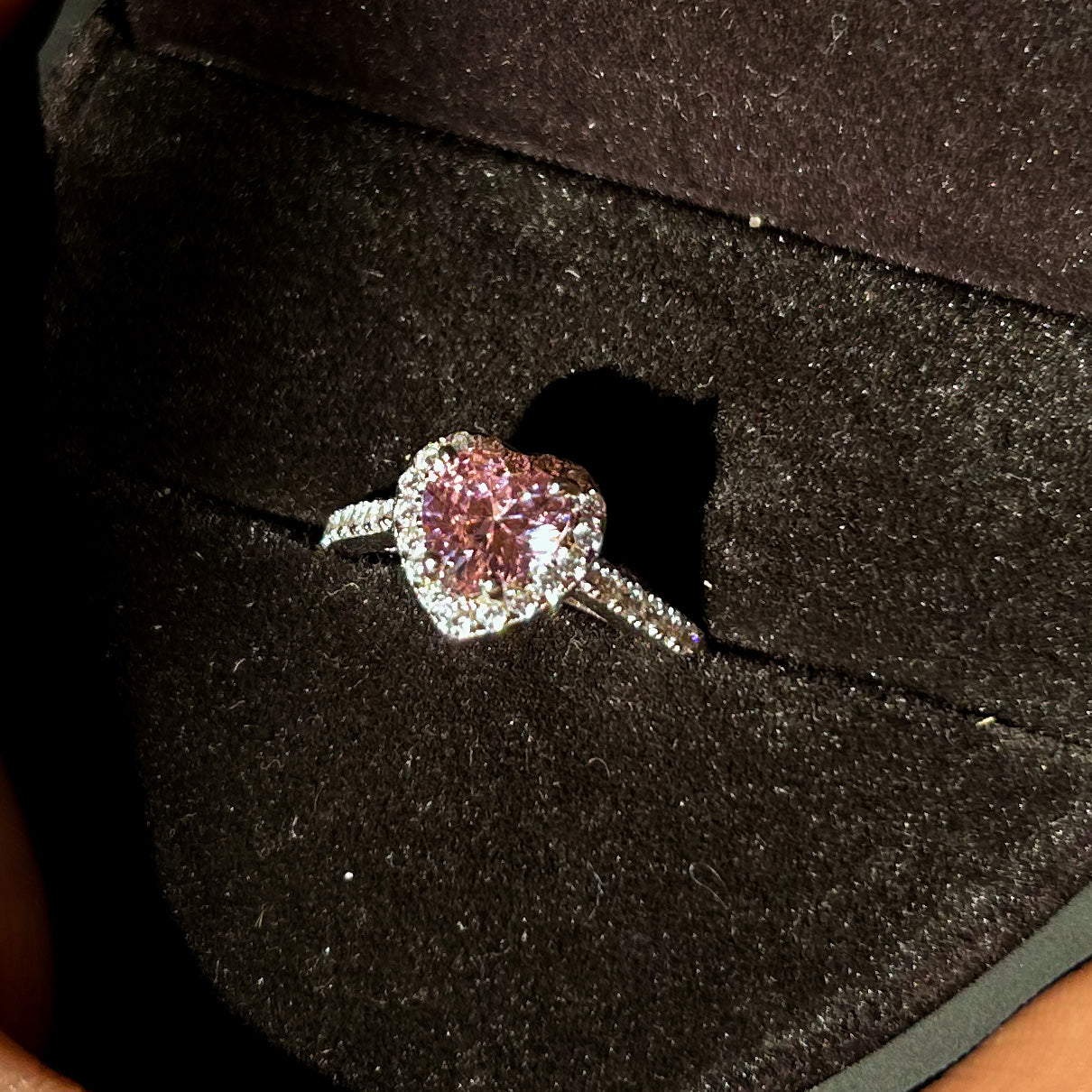 Anillo de Plata 925 Cuore D’Amore con Piedra Rosa + Caja Premium + Grabado Gratis “Te amo ♥️”
