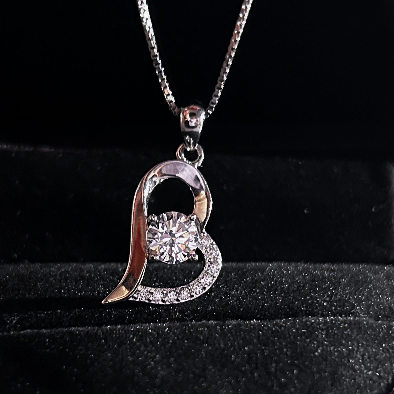 Collar y dije de corazón enlazado - Plata 925